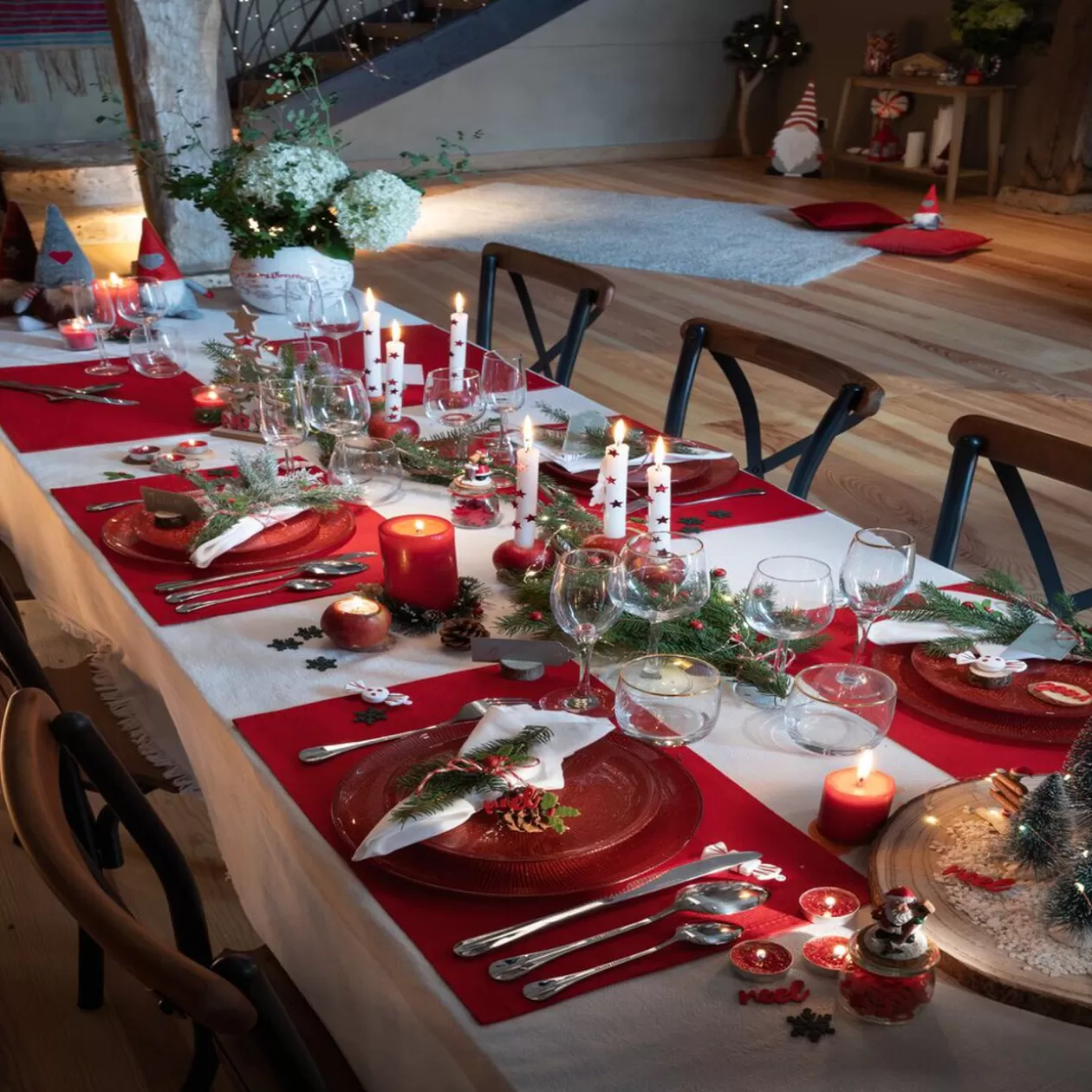Gifi Bonbonnière en céramique décor Noël rouge blanc< Conservation Alimentaire