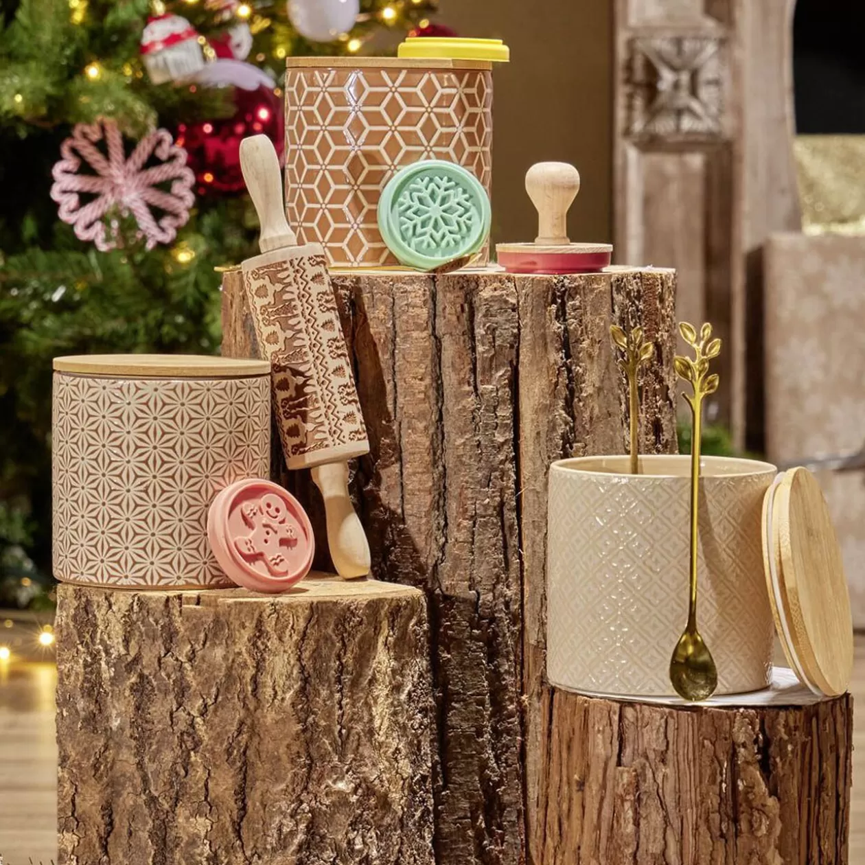 Gifi Coffret rouleau à pâtisserie à motif Noël< Préparation Culinaire