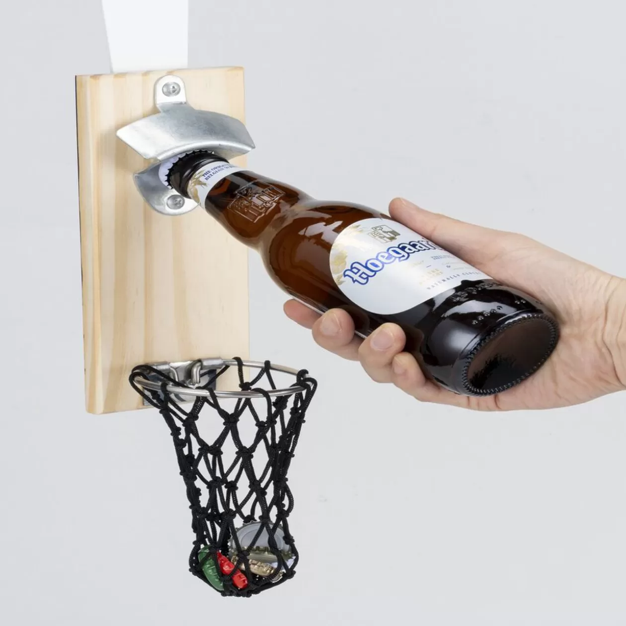 Décapsuleur mural basketball en bois 8x5xH20cm>Gifi Shop