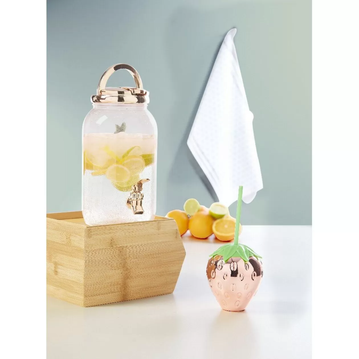 Gifi Gobelet avec paille design fraise< Vaisselle Et Accessoires De Table