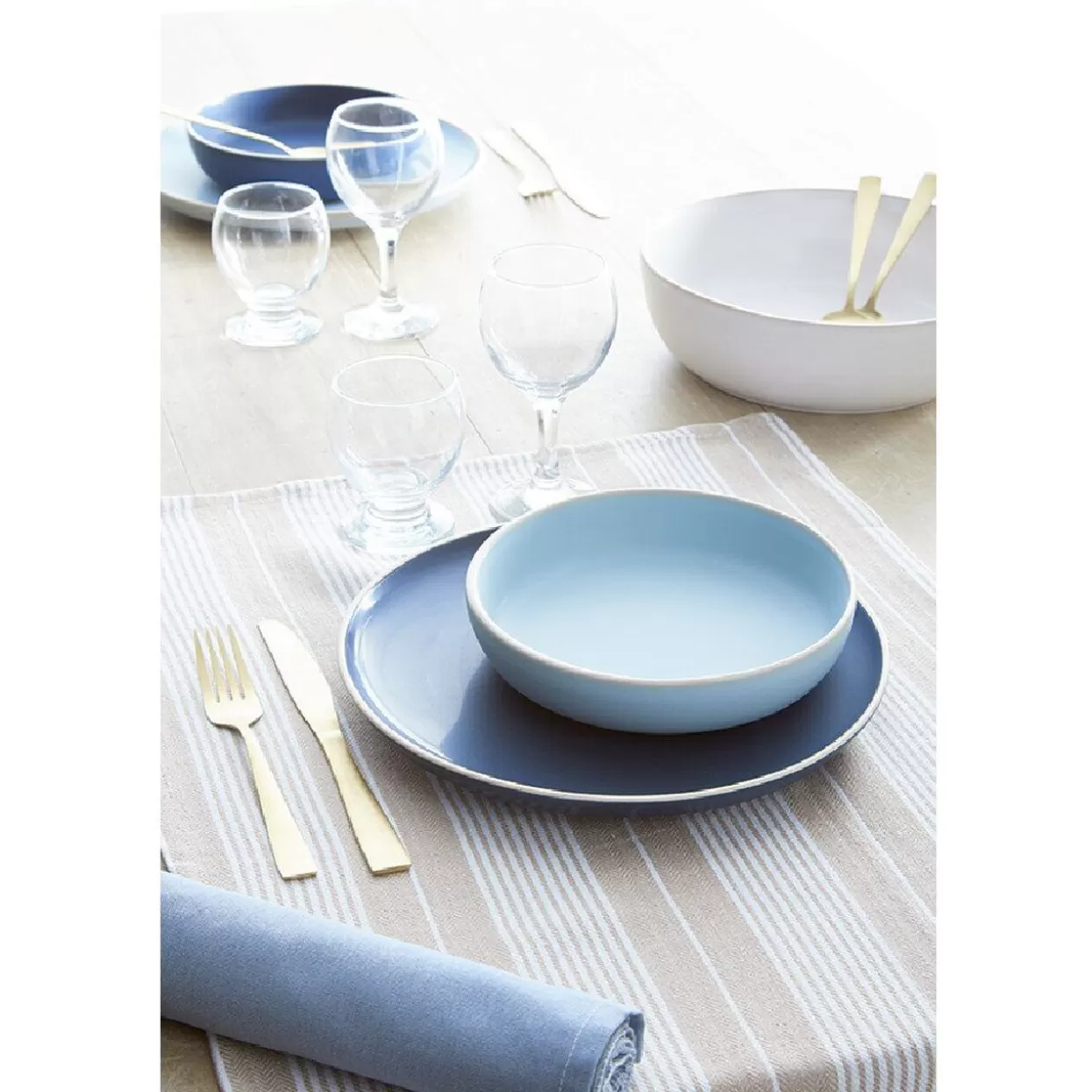 Saladier en faïence bleu turquoise avec liseré crème>Gifi Best Sale